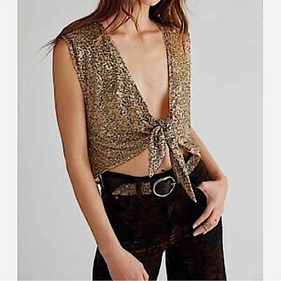 𐙚⋆˚✿˖° Free People Sequin Vest 𐙚⋆˚✿˖° - Picture 3 of 6